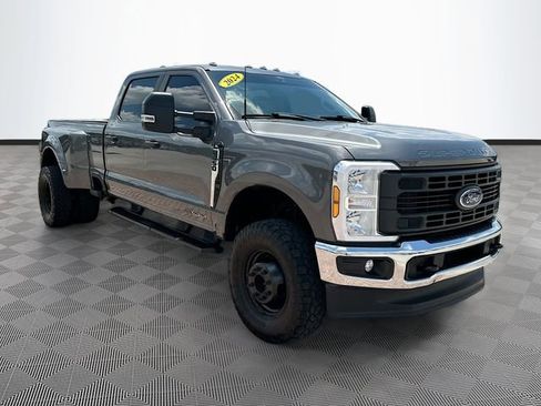 Used 2024 Ford F350 XL w/ XL Driver Assist Package AWD/4WD image 3