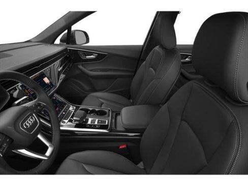 Used 2025 Audi Q7 3.0T Premium Plus AWD/4WD image 8