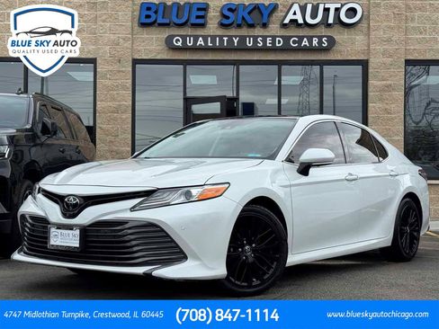 Used 2019 Toyota Camry XLE w/ Driver Assist Package image 1
