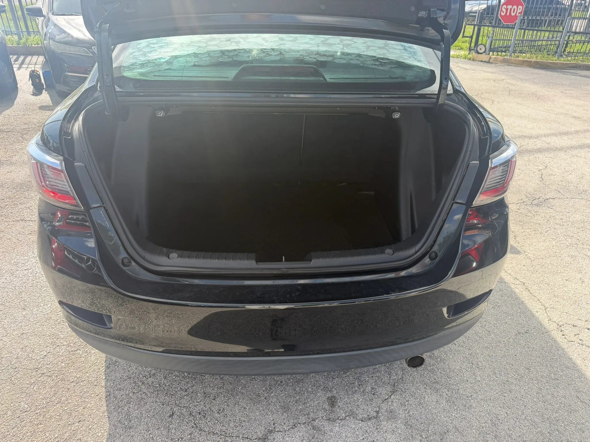 Used 2019 Toyota Yaris LE FWD image 15