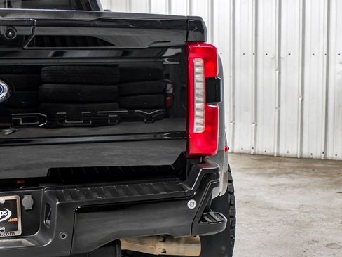 Used 2024 Ford F350 Lariat w/ Lariat Ultimate Package AWD/4WD image 53