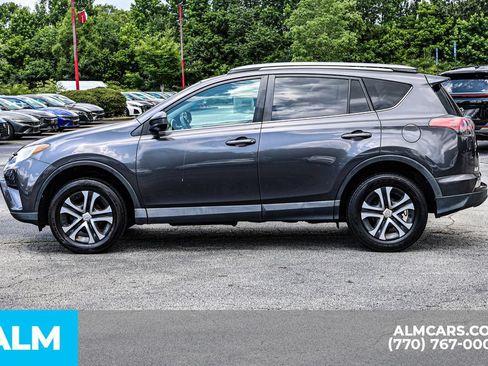 Used 2017 Toyota RAV4 LE w/ Carpet Mat Package AWD/4WD image 9