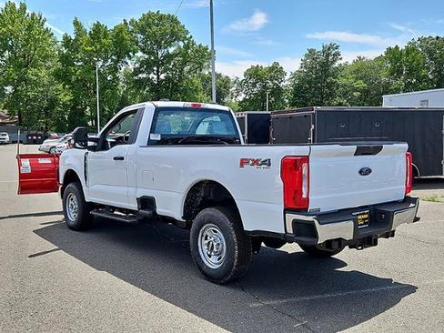 New 2026 Ford F250 XL w/ FX4 Off-Road Package AWD/4WD image 4