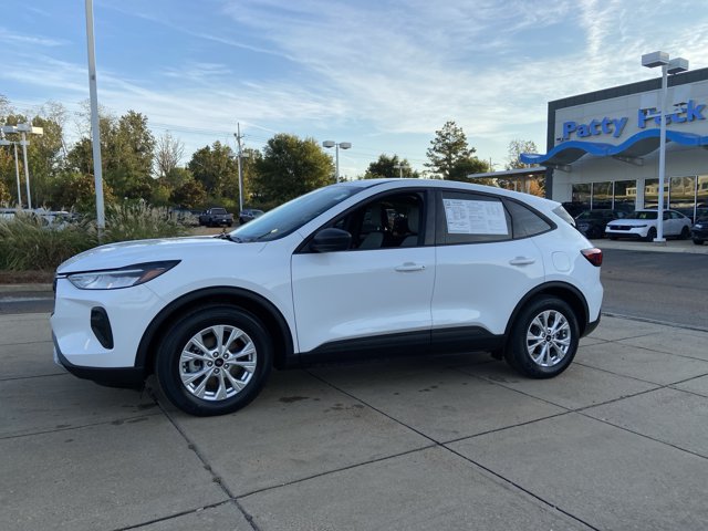 Used 2025 Ford Escape Active FWD image 9