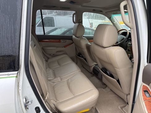 Used 2004 Lexus GX 470 image 8