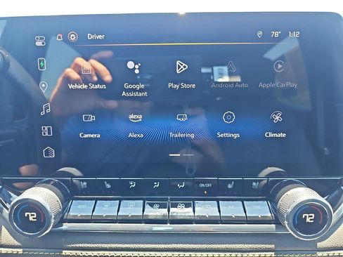 Used 2024 Chevrolet Colorado ZR2 w/ ZR2 Convenience Package III AWD/4WD image 18