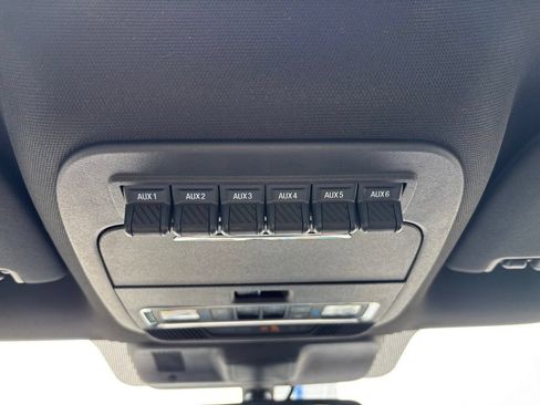 Used 2024 Ford F250 Platinum AWD/4WD image 38