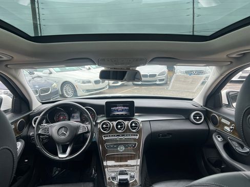 Used 2016 Mercedes-Benz C 300 4MATIC Sedan image 2