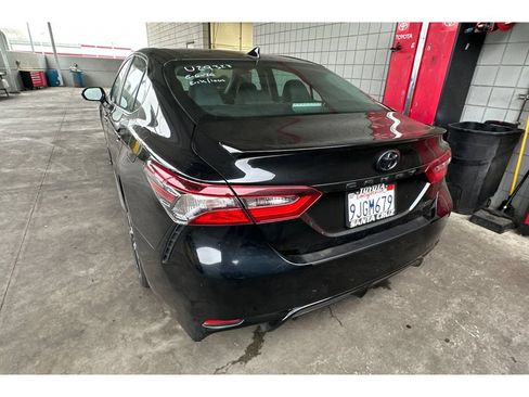 Used 2024 Toyota Camry SE w/ Blackout Package (TMS) FWD image 6