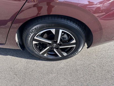 Used 2024 Nissan Sentra SV FWD image 12