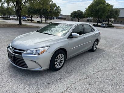 Used 2016 Toyota Camry LE