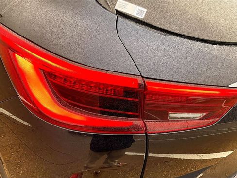 Used 2019 INFINITI QX50 Luxe w/ Navigation Package image 32