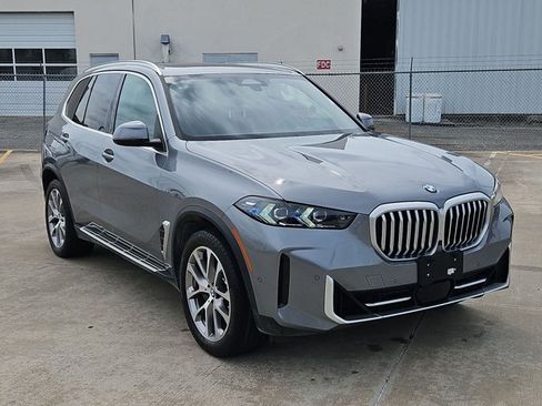 Used 2026 BMW X5 sDrive40i RWD image 3