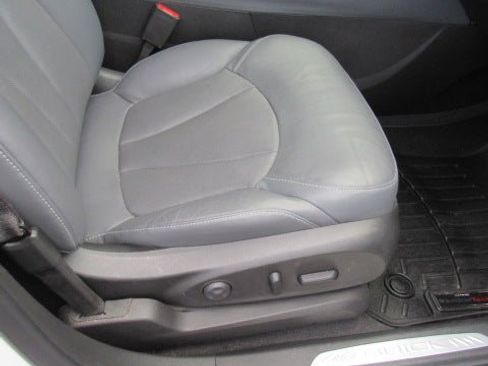 Used 2019 Buick Envision Essence image 13