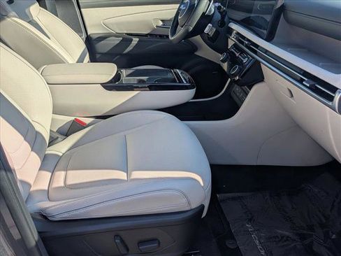 Used 2025 Hyundai Tucson Limited image 21