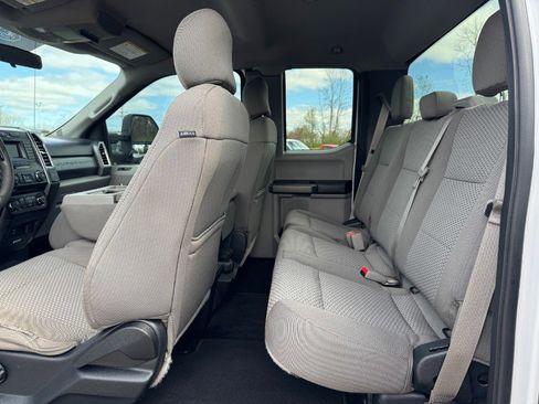 Used 2017 Ford F250 XLT AWD/4WD image 16