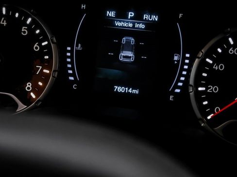 Used 2017 Jeep Renegade Altitude image 26