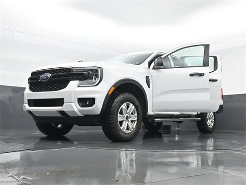 Used 2024 Ford Ranger XL image 31