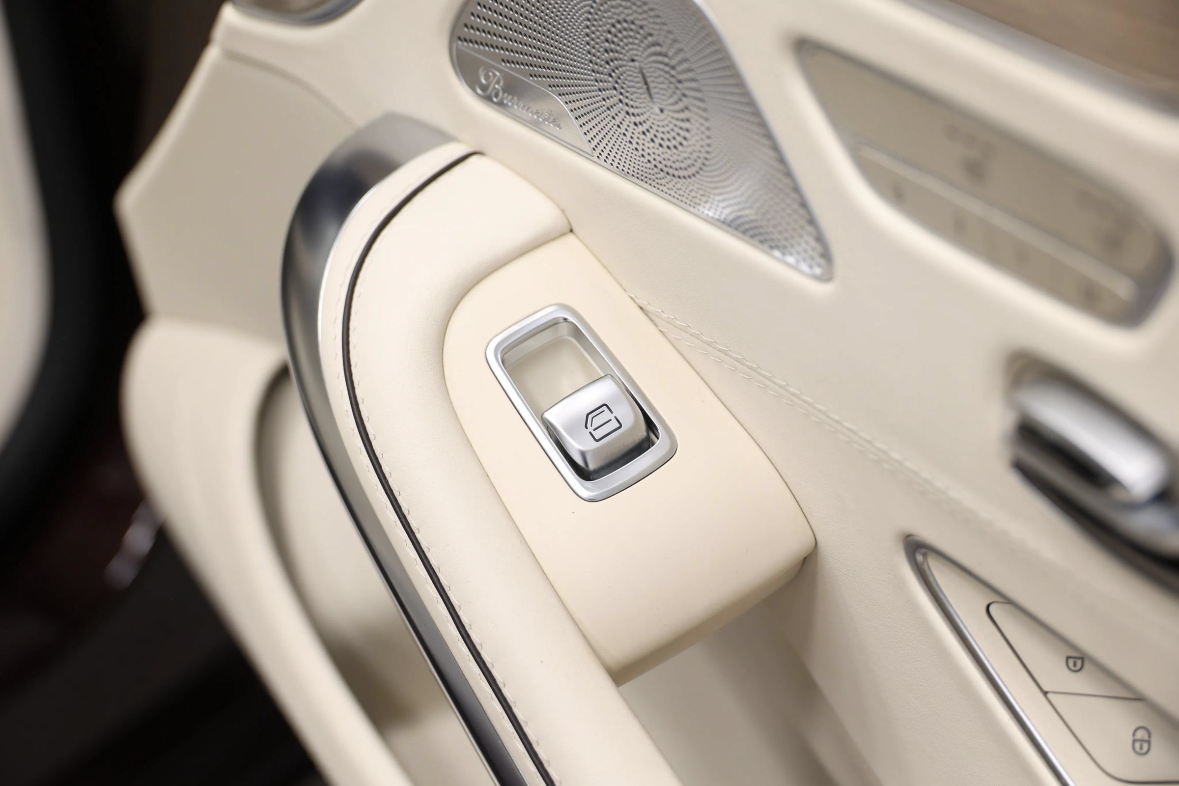 Used 2019 Mercedes-Benz S 560 4MATIC Coupe image 70