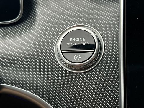 New 2025 Mercedes-Benz C 300 4MATIC Sedan image 25