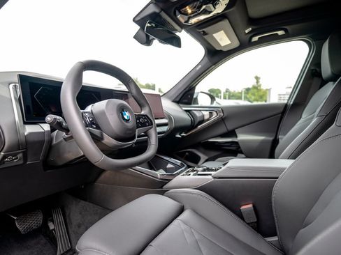 New 2026 BMW X3 xDrive30i w/ Premium Package AWD/4WD image 4
