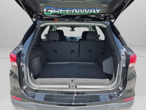 Used 2023 Chevrolet Equinox LS w/ LS Convenience Package FWD image 5