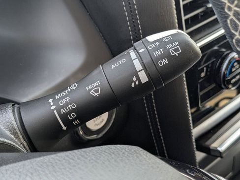 Used 2024 INFINITI QX80 Luxe image 26