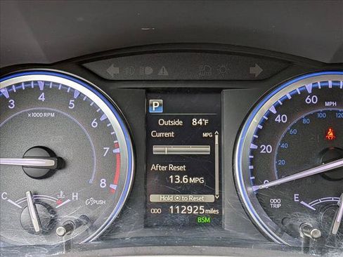 Used 2018 Toyota Highlander XLE AWD/4WD image 11