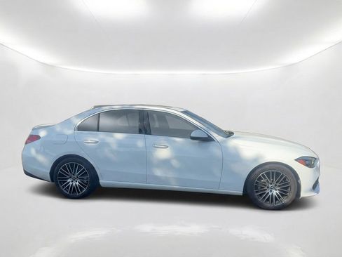 Used 2023 Mercedes-Benz C 300 Sedan image 4