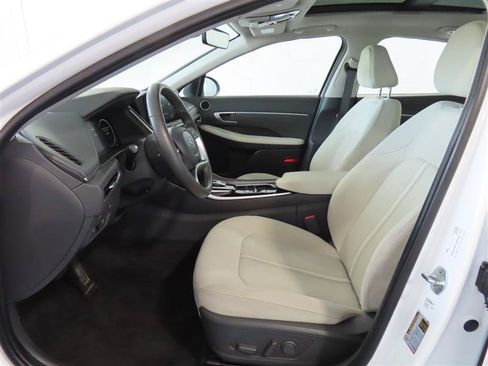 Used 2022 Hyundai Sonata SEL w/ Convenience Package FWD image 15