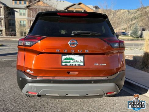 Used 2021 Nissan Rogue SL w/ Premium Package image 7