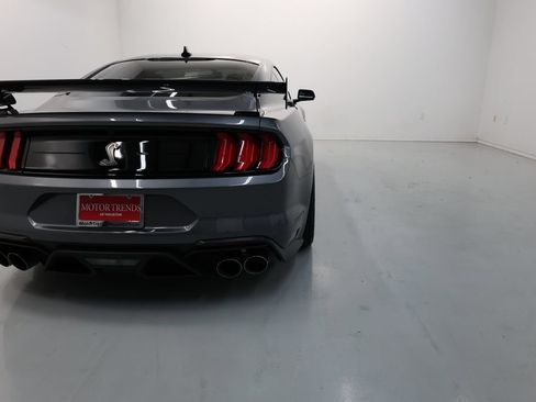 Used 2022 Ford Mustang Shelby GT500 w/ Carbon Fiber Track Pack RWD image 75