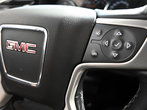 Used 2019 GMC Yukon SLT w/ Graphite Performance Edition image 36