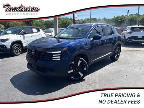 Used 2025 Nissan Kicks SR w/ SR Premium Package image 1