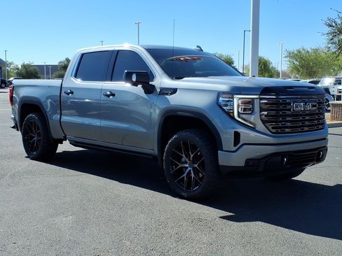 Used 2025 GMC Sierra 1500 Denali w/ Denali Reserve Package AWD/4WD image 7
