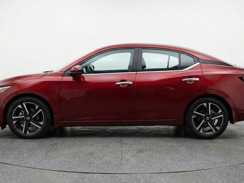 Used 2025 Nissan Sentra SV image 5