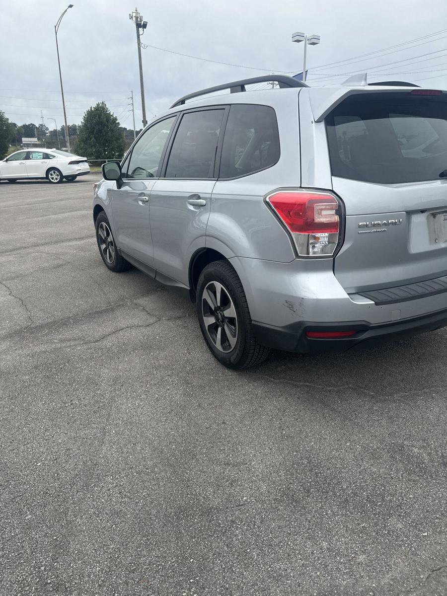 Used 2018 Subaru Forester 2.5i Premium AWD/4WD image 3