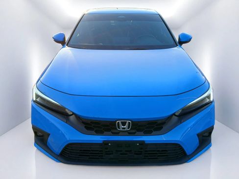 Used 2024 Honda Civic Sport Touring image 3