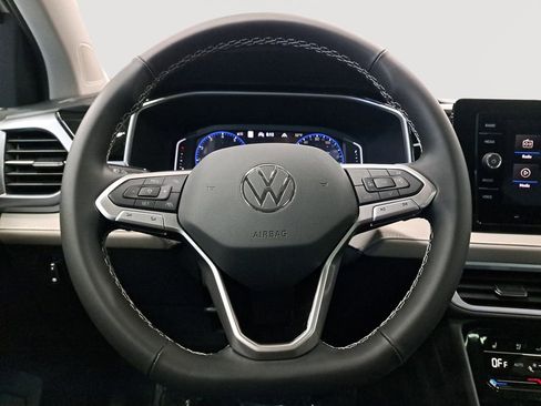 New 2025 Volkswagen Taos SEL image 21