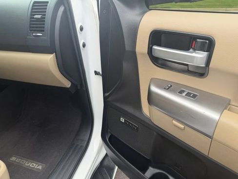Used 2020 Toyota Sequoia Limited w/ Safety & Convenience Package RWD image 13
