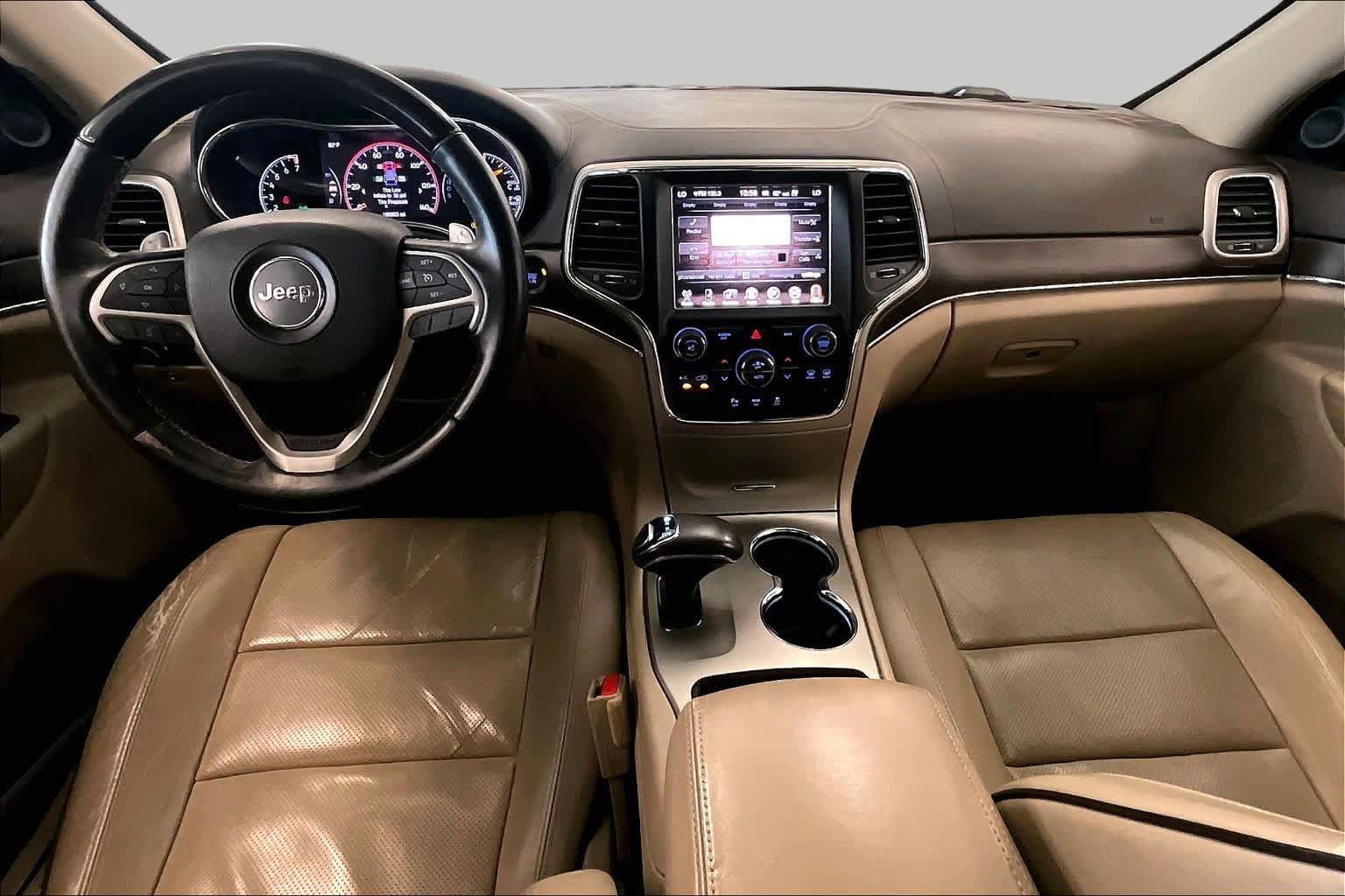 Used 2015 Jeep Grand Cherokee Overland RWD image 13