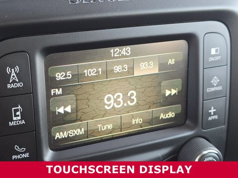 Used 2017 Jeep Renegade Latitude image 5