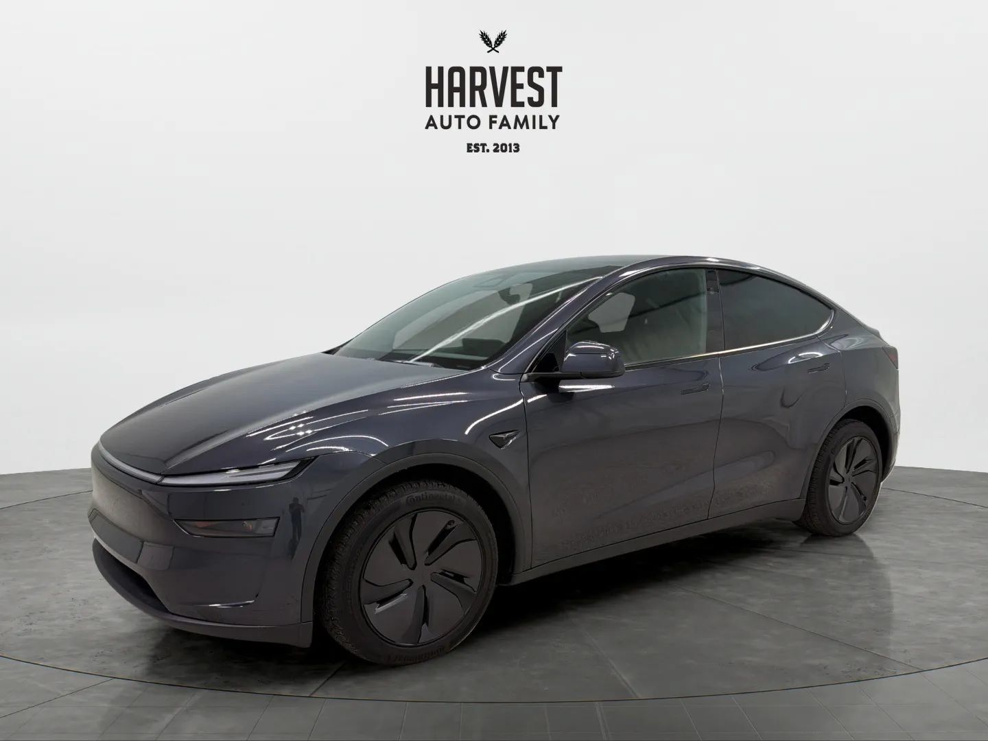 Used 2026 Tesla Model Y Long Range AWD/4WD image 1