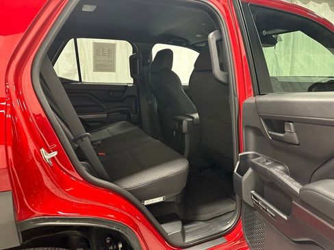 Used 2025 Toyota 4Runner SR5 image 50