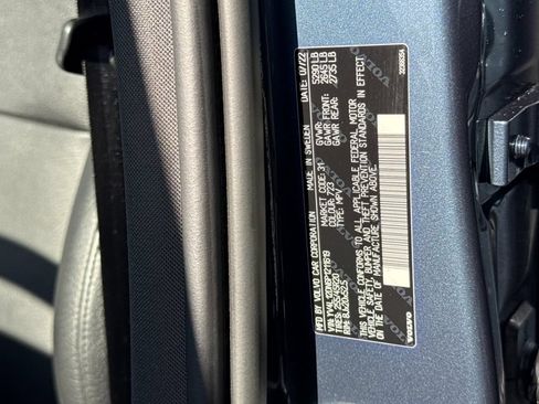 Certified 2023 Volvo XC60 B5 Plus w/ Climate Package FWD image 29