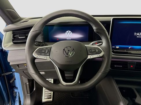 New 2026 Volkswagen Tiguan SE R-Line image 12