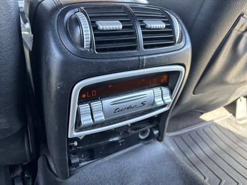 Used 2006 Porsche Cayenne Turbo S AWD/4WD image 28