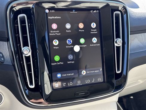 New 2026 Volvo XC40 B5 Plus w/ Protection Package Premier image 25