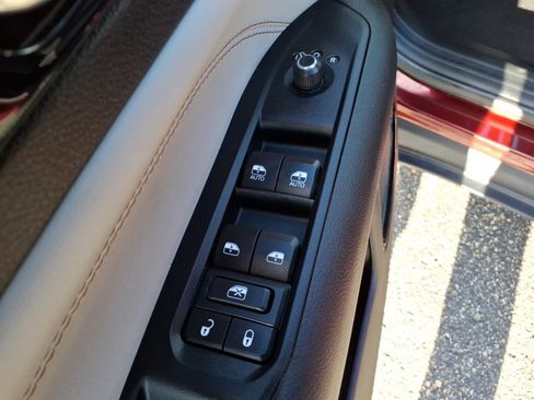 Certified 2022 Jeep Compass Limited image 17