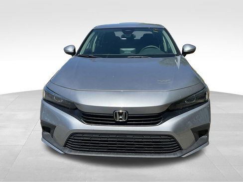 Used 2023 Honda Civic LX image 3